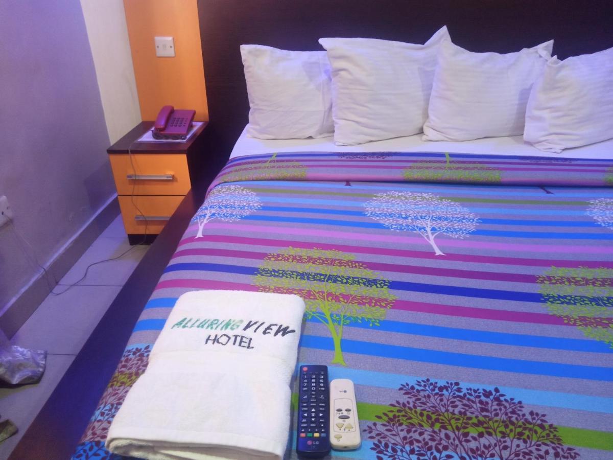 Alluring View Hotel - Toyin Sreet Ikeja Exterior photo